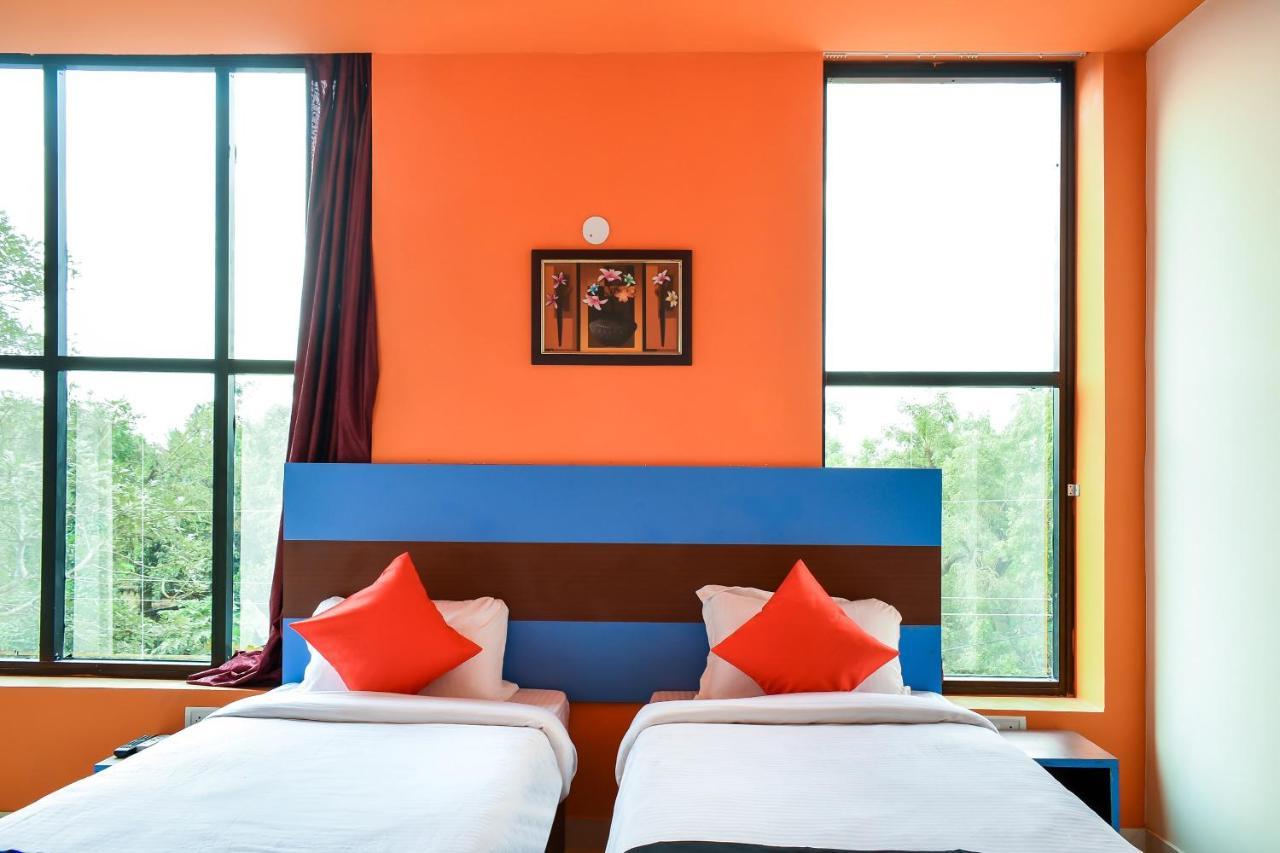 Capital O 67249 Hotel Planet Bhubaneswar Extérieur photo